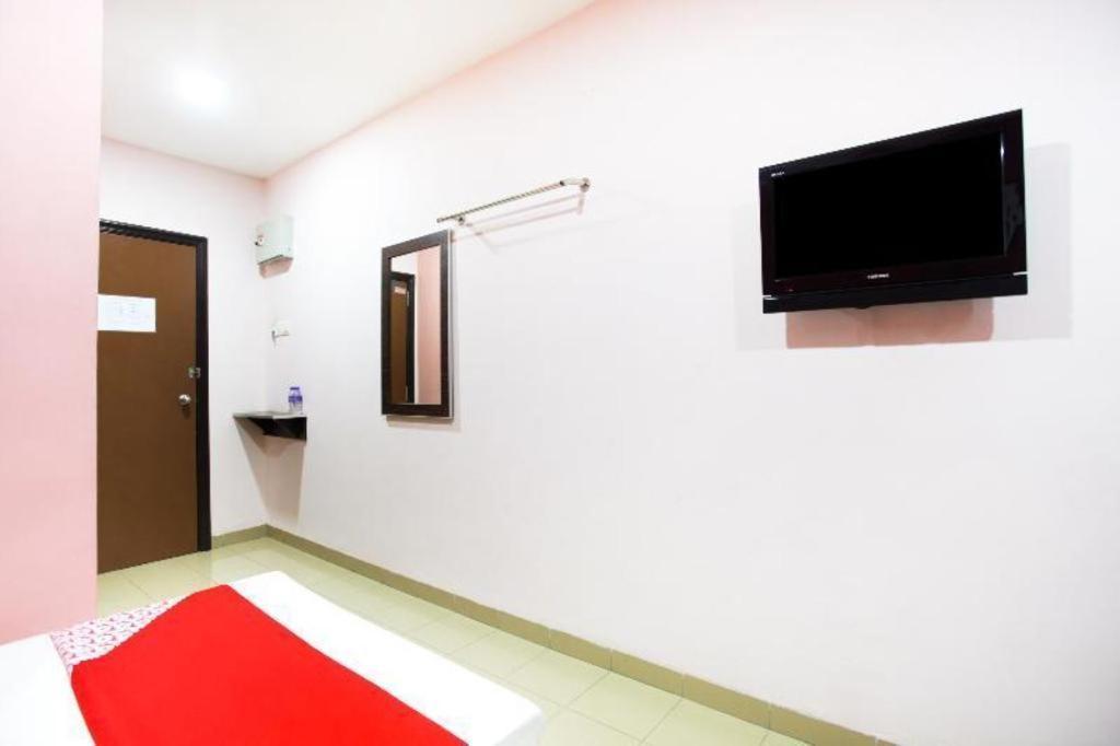 Oyo 89539 Hotel Siswa Kampar Exterior foto