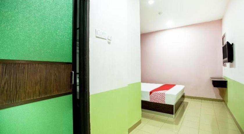 Oyo 89539 Hotel Siswa Kampar Exterior foto